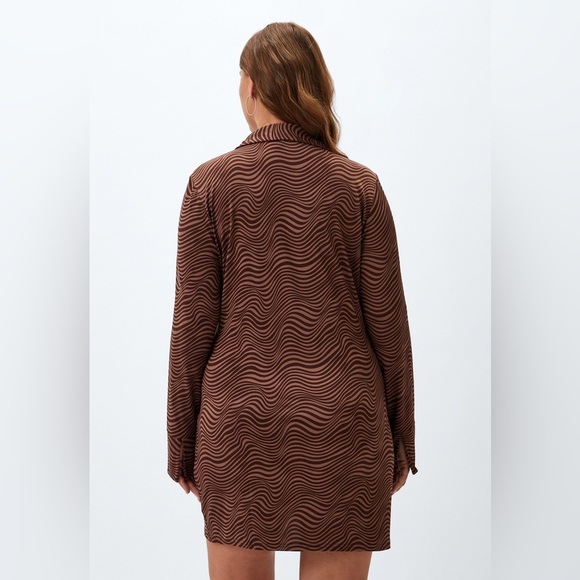 H&M Draped Shirt Dress – Brown Wave Pattern – XXL - Picture 3 of 13